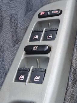 Škoda Octavia 1.9 TDI 81kw - NOVÁ STK 2027 - 9