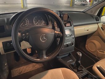 Mercedes Benz A150 - 9