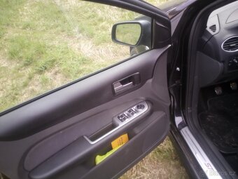 Ford Focus 2.5 st 225 166kw - 9