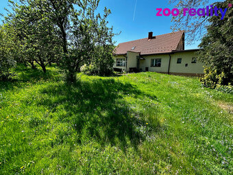 Rodinný dům 3+1 a 2+1, zahrada, stodola - 9