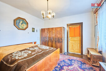Prodej rodinného domu, 890 m², Bernartice, ul. Bechyňská - 9