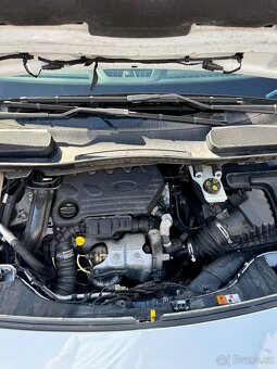 Ford Transit connect - 9