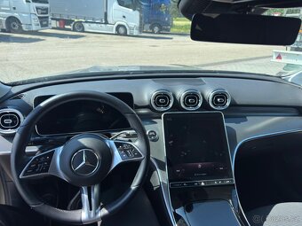 Prodám Mercedes-Benz C300 (2022 - 9