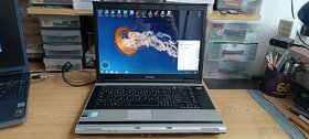 Různé notebooky na hry s xp nebo w7, - 9