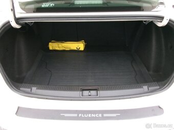 RENAULT FLUENCE 1,6i - 9