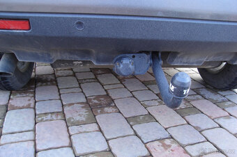 Land Rover Freelander 2 2.2 - 9
