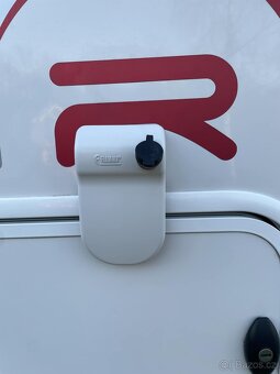 Obytný vůz polointegrál Roller Team Zefiro 7 míst 2.3 ducato - 9