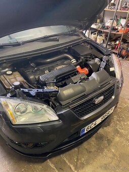 Ford Focus ST225 - 9