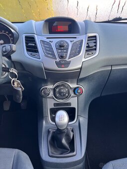 Ford Fiesta 1.25 i 60 kw 12/2010 klima 148tis.km - 9