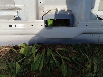 VW T5 Multivan, transportér  - páté dveře , víko kufru - 9