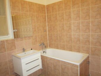 Pronájem bytu 3+kk, 82 m2, ulice Pernerova ul, Pardubice - 9