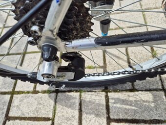 AMULET STRATOS 19" - 9