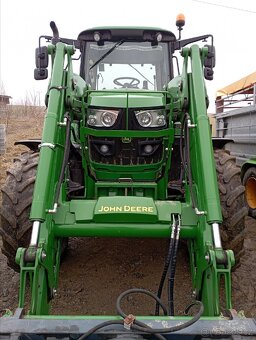 John Deere 6120M traktor s čelním nakladačem - 9