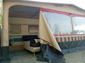 Obytný přívěs karavan - 9