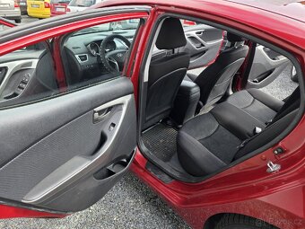 Hyundai Elantra 1.6 i úprava pro autoškolu - 9