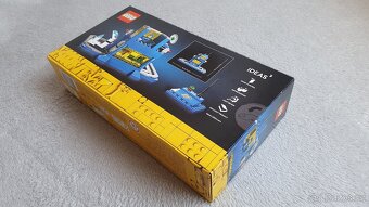 Lego 40786 Miniaturní řídicí centrum - 9
