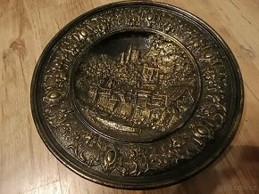 prodam Litinové talíře - blanenská umělecká litina - 9