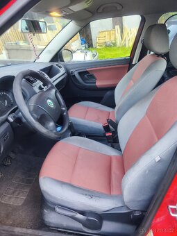 Prodám ŠKODA fabia 1,2 HTP - 9