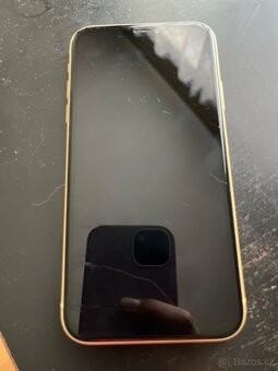 iPhone XR 64GB žlutý - 9
