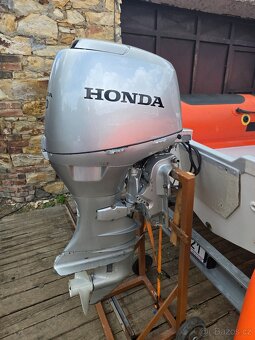 Rib člun Valliant 570, až 130hp, až 14 lidi - 9
