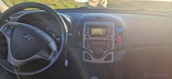 Prodám Hyundai i30 1.6CRDI 85kw - 9
