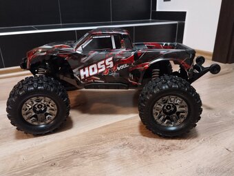 RC AUTO TRAXXAS HOSS 1:10 - 9