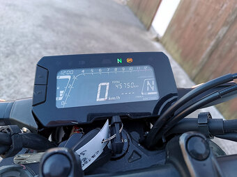 Honda CB125R ABS neo cafe - původ ČR, servisní kniha - 9