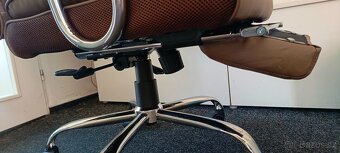 Kancelářské křeslo - 9