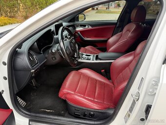 Kia Stinger 3.3 v6 Benzin 272kW r.v 2018 - 9