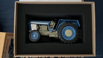 Retro traktor KDN Zetor - 9