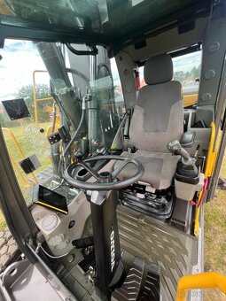 Kolové rypadlo Volvo EW160E s rotátorem - 9