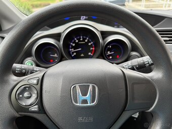 Honda Civic 1.8 i-VTEC 104 kW, jen 115.875 km, rok 2012 - 9