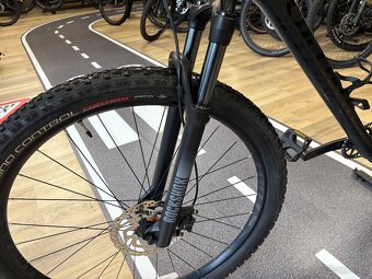 Specialized Rockhopper comp 29 - 9
