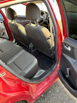 Peugeot 207 - 9