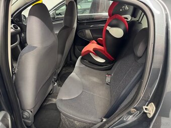 Peugeot 107, r. 2006, jen 95 000 km, klimatizace - 9