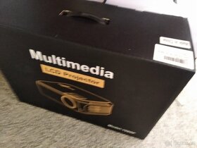 Domácí kino - LCD multimedia projektor Bosnas - 9