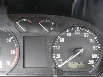 Fabia Škoda 1.4 2003 117.900 km - 9