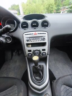 Peugeot 308 SW 1.6 HDI Nová STK do 07/2027 - 9