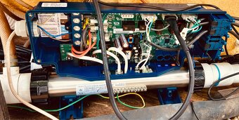 Vířivka, záruka, zateplená, 2 osoby - 9