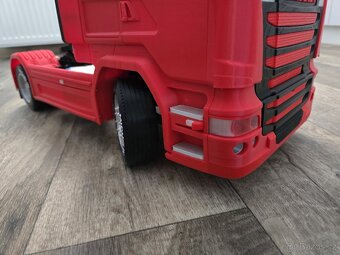 RC model 1/10 Scania 730 - 9