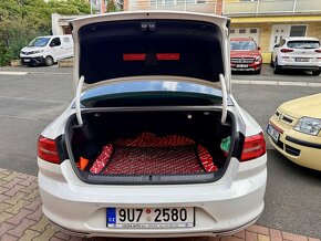 VW Passat 2.0 Tdi 140 kw, Rline, Čr, 2018, 101 tkm - 9