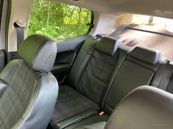Peugeot 307 , 1,6 benzin ,r.v.2005 - 9