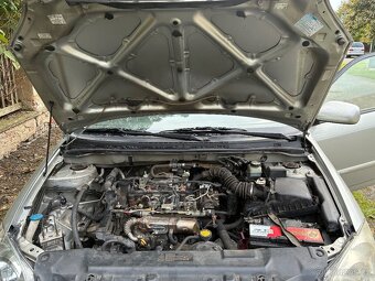 Toyota Corolla 1.4 diesel 66 kw - 9
