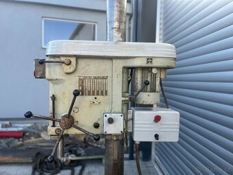 Sloupová vrtačka VS32A - 9