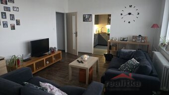 Pronájem hezkého, velkého bytu 3+1, 72m2, s lodžií, Opava, u - 9