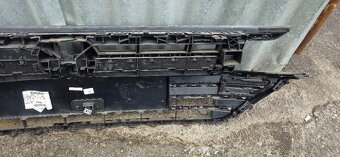 Predni mrizka maska grill vw arteon - 9