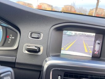 Volvo v60 plug in hybrid - 9