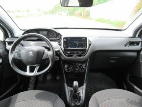 Peugeot 208 1.2i nové v ČR - 9