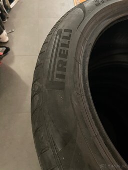 Pirelli P Zero - 225/50 R18 99w - 9