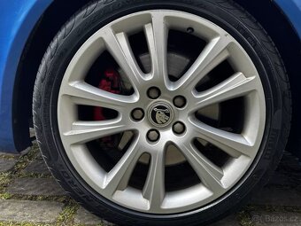 Škoda Octavia 2.0 TDi RS 125kW Xenony Tažné Kůže Tempomat - 9